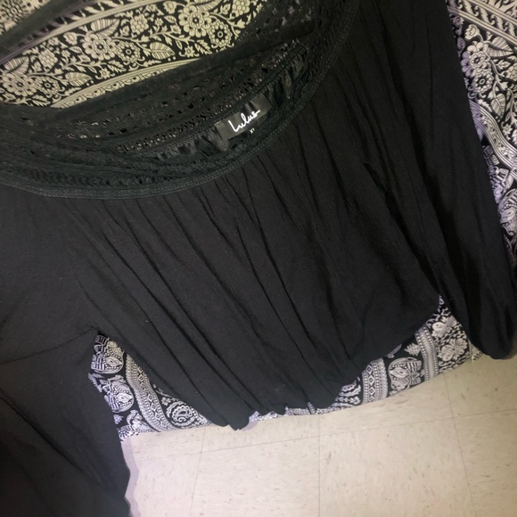 Off the shoulder blouse !! - Picture 2 of 2
